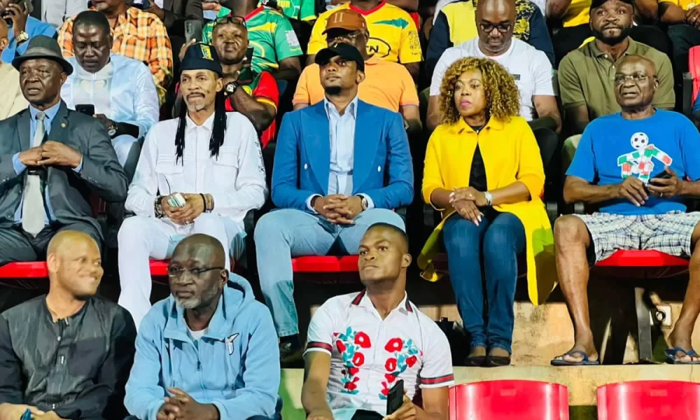 Motsepe, Seidou Mbombo Njoya et le ComEx de la CAF en réunion