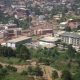 Cameroun : Mark Bareta dénonce l’incendie des taxis à Bamenda