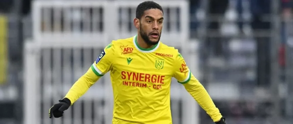 Hambourg SV corrige Castelletto et Nantes