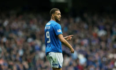 « On ne peut pas compter uniquement sur lui » – L'ancien défenseur d'Aston Villa critique les joueurs des Rangers pour avoir isolé Dessers