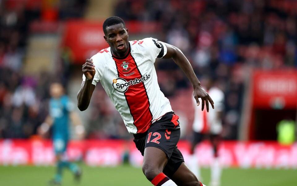 Trabzonspor relance la course pour Onuachu après l'échec des négociations avec l'ancien attaquant de Manchester United