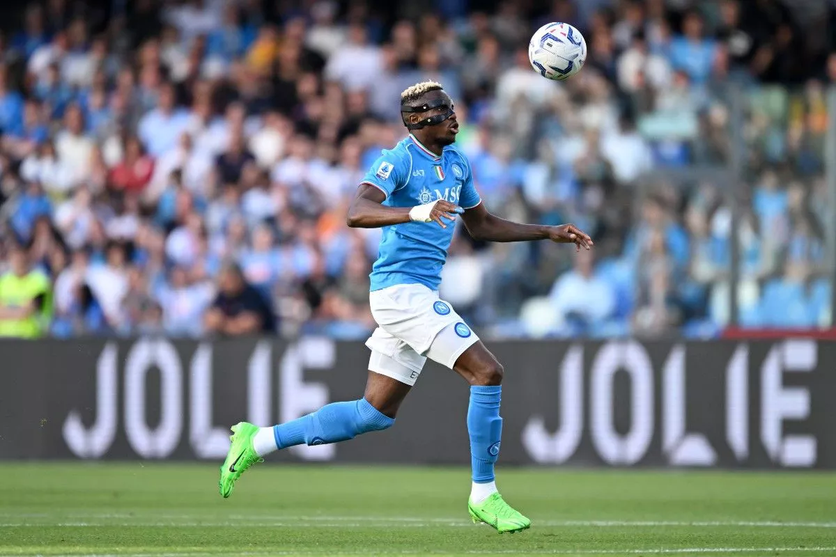 Osimhen dépose une demande de transfert après l'échec de la poursuite d'Omorodion par Chelsea