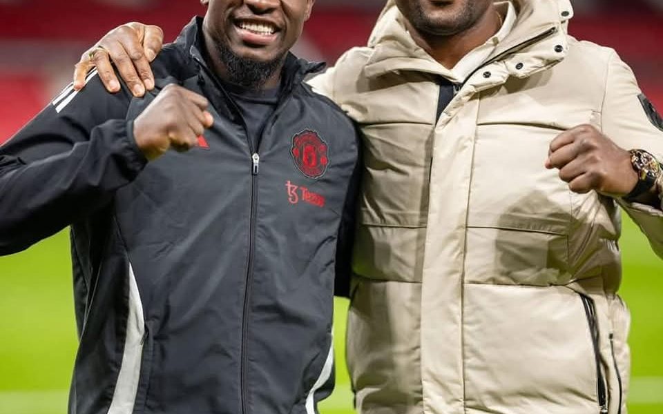 Francis Ngannou et André Onana à Old Trafford après le match de Man Utd Francis Ngannou et André Onana à Old Trafford après le match de Man Utd