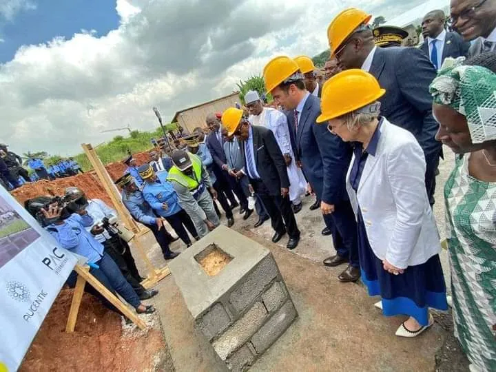 Cameroun : Martin Mbarga Nguele lance le projet de production des titres identitaires en 48h Cameroun : Martin Mbarga Nguele lance le projet de production des titres identitaires en 48h