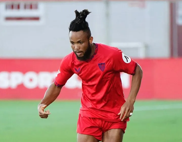 Heerenveen et le CSKA Moscou en désaccord sur le montant du transfert de Chidera Ejuke