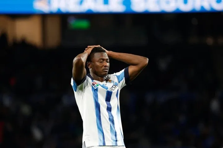 Sadiq Umar pourrait être dans une situation délicate à la Real Sociedad après une publication cryptique sur les réseaux sociaux