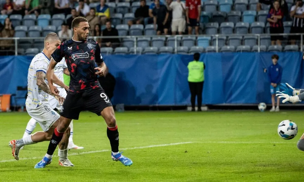 Les Super Dessers sauvent le résultat des Rangers lors du match crucial de qualification pour la Ligue des champions contre le Dynamo Kiev