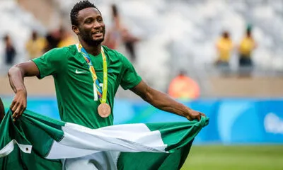 L'ancien milieu de terrain des Super Eagles critique Manchester United et révèle qu'il jouerait encore et encore pour Chelsea