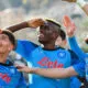 Victor Osimhen : Arsenal offre plus à Naples que le PSG pour l'attaquant nigérian dans le dernier rebondissement de la saga des transferts