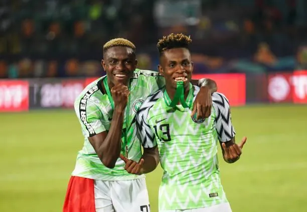 « Tu es sûr de ne pas vouloir venir ? » – Chukwueze rêve d'Osimhen à Milan « Tu es sûr de ne pas vouloir venir ? » – Chukwueze rêve d'Osimhen à Milan