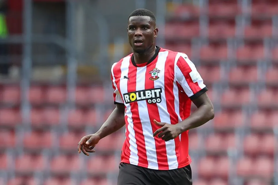 “C'est une bête différente” – Le patron de Southampton, Russell Martin, fait un aveu choc à propos de Paul Onuachu au milieu des discussions de départ