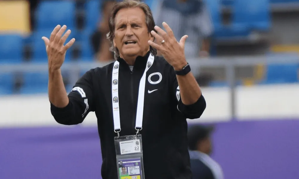 « C'est à eux de décider » – Randy Waldrum réfute la décision sur le maintien des Super Falcons « C'est à eux de décider » – Randy Waldrum réfute la décision sur le maintien des Super Falcons