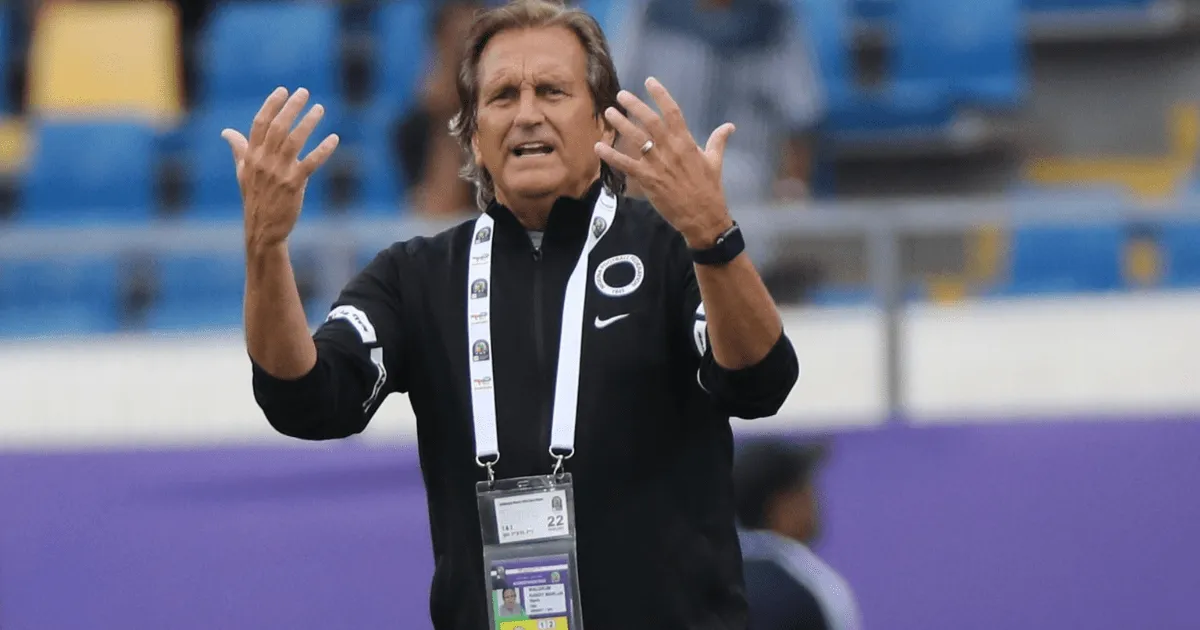 « C'est à eux de décider » – Randy Waldrum réfute la décision sur le maintien des Super Falcons « C'est à eux de décider » – Randy Waldrum réfute la décision sur le maintien des Super Falcons