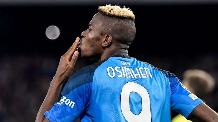 Révélé : deux conditions clés que Victor Osimhen rejettera alors que le PSG, Chelsea et Arsenal visent l'attaquant nigérian Révélé : deux conditions clés que Victor Osimhen rejettera alors que le PSG, Chelsea et Arsenal visent l'attaquant nigérian