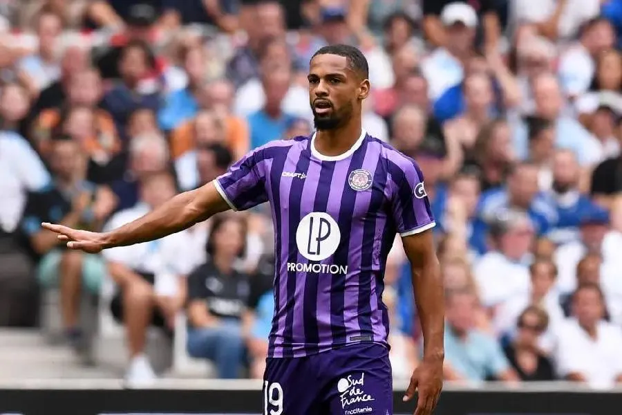 Toulouse de Frank Magri réagit après sa défaite et s’impose face à Auxerre