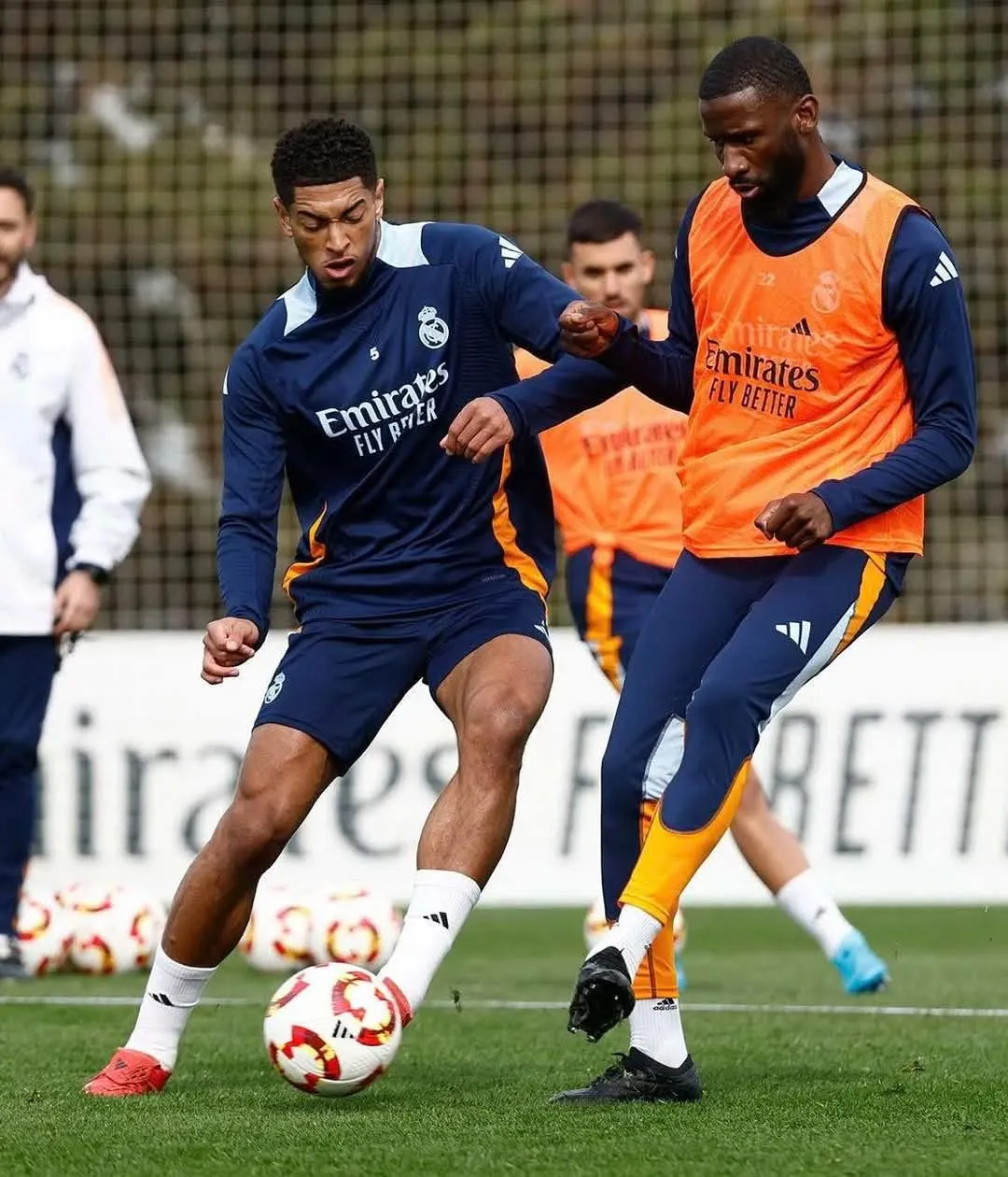 Tensions Explosives au Real Madrid : Bellingham et Rüdiger au Bord de la Bagarre!