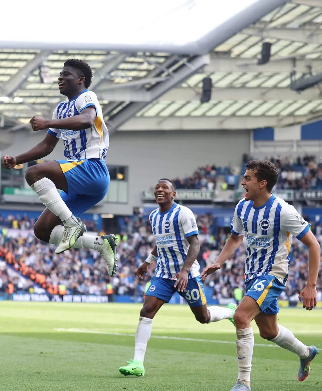 Baleba fait chavirer l’Angleterre : Brighton sort le chéquier à 100M€ !